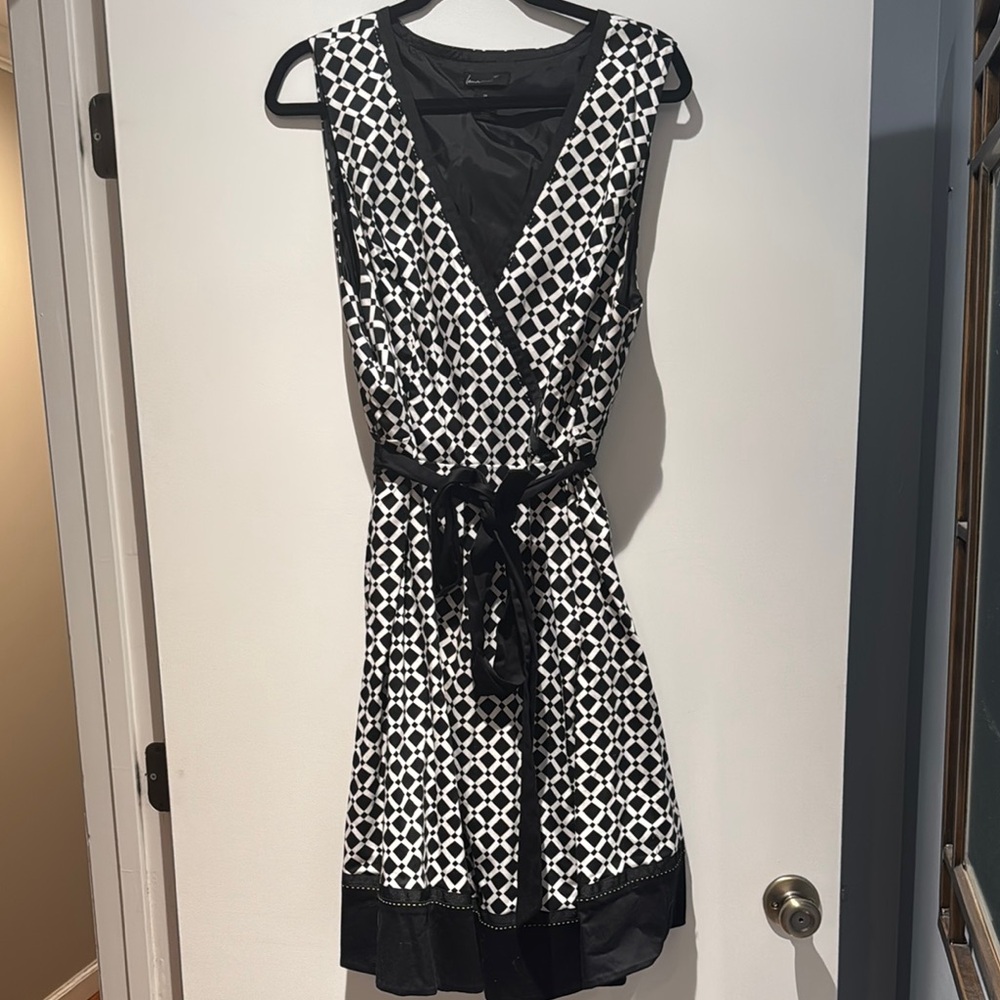Lane Bryant Black and White V-Neck Sleeveless Sundress